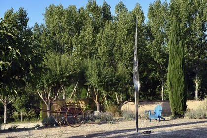 France, Var (83), Provence Verte, Bras, vers Saint-Maximin-la-Sainte-Baume, la maison d'hotes Le Peyrourier - une campagne en Provence