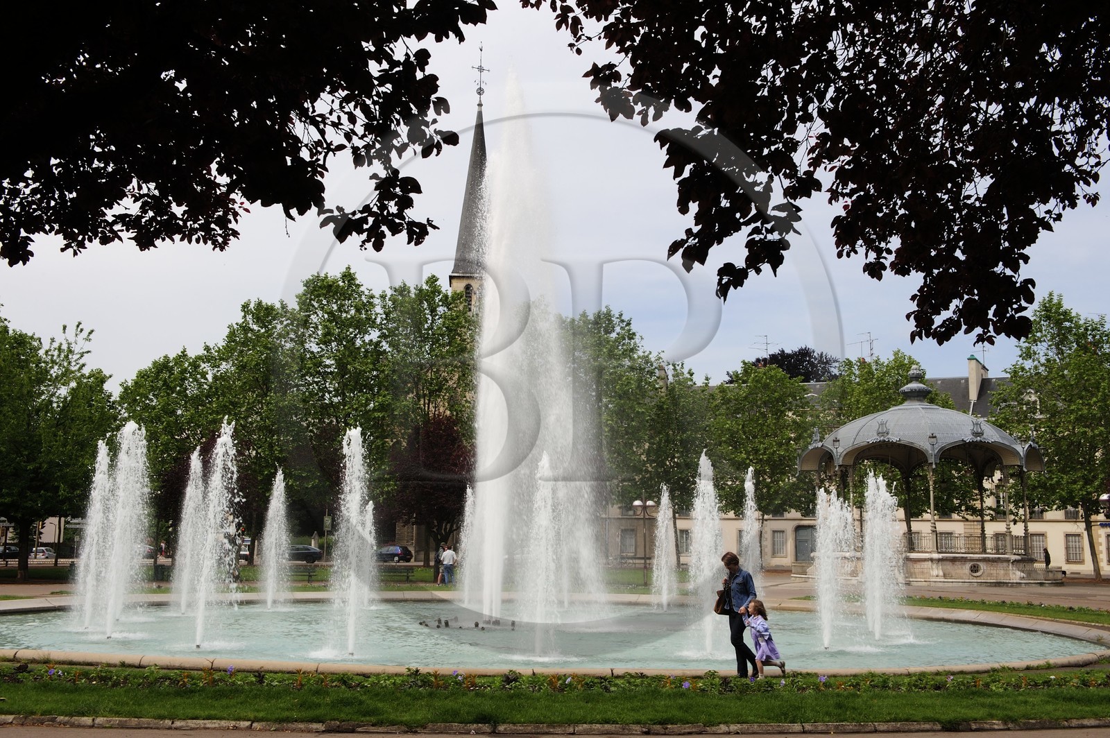France, Côte d'Or (21), Dijon, fontaine du jardin place Wilson
