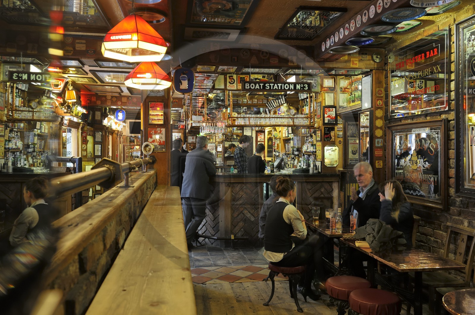 Royaume-Uni, Irlande du Nord, Belfast, quartier de la cathedrale, le pub traditionnel Duke Of York