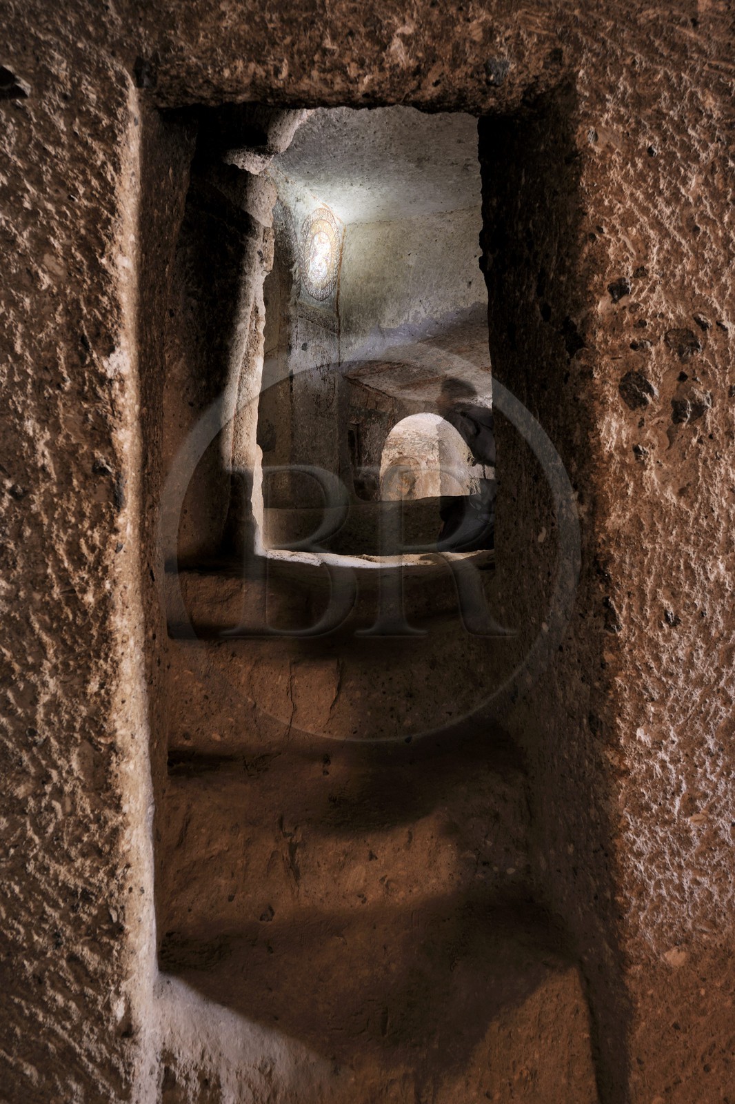 Turquie, Anatolie Centrale, province de Kayseri, Cappadoce classée Patrimoine Mondial de l'UNESCO, vallée de Soganli, église de la Tête Noire (Karabas Kilise) troglodytique