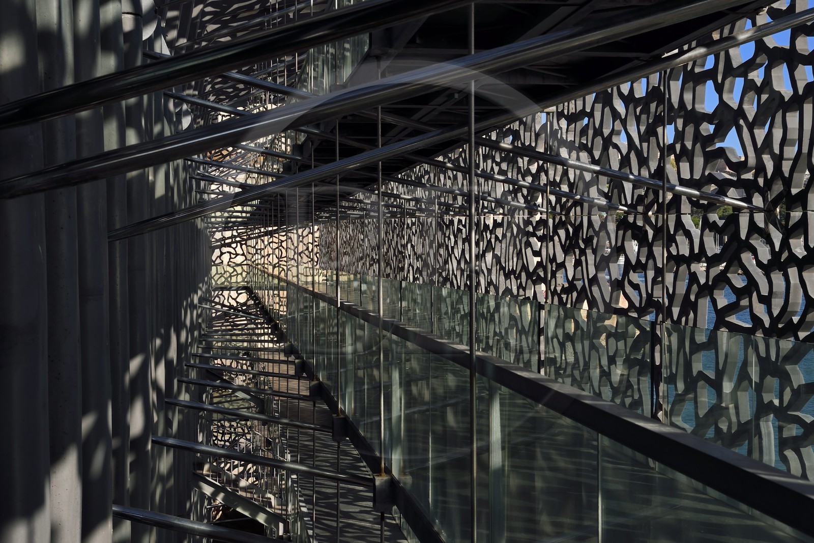 France, Bouches-du-Rhône (13), Marseille, MuCEM (Musée des civilisations de l'Europe et de la Méditerranée) par les architectes Rudy Ricciotti et R. Carta