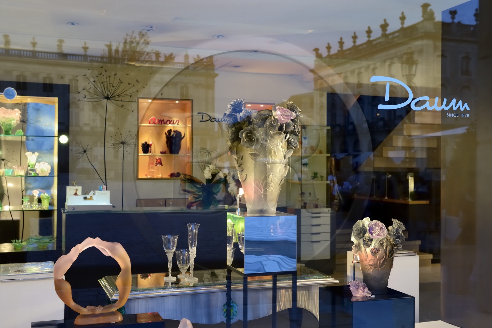 France, Meurthe-et-Moselle (54), Nancy, place Stanislas, boutique Daum (cristal lorrain)