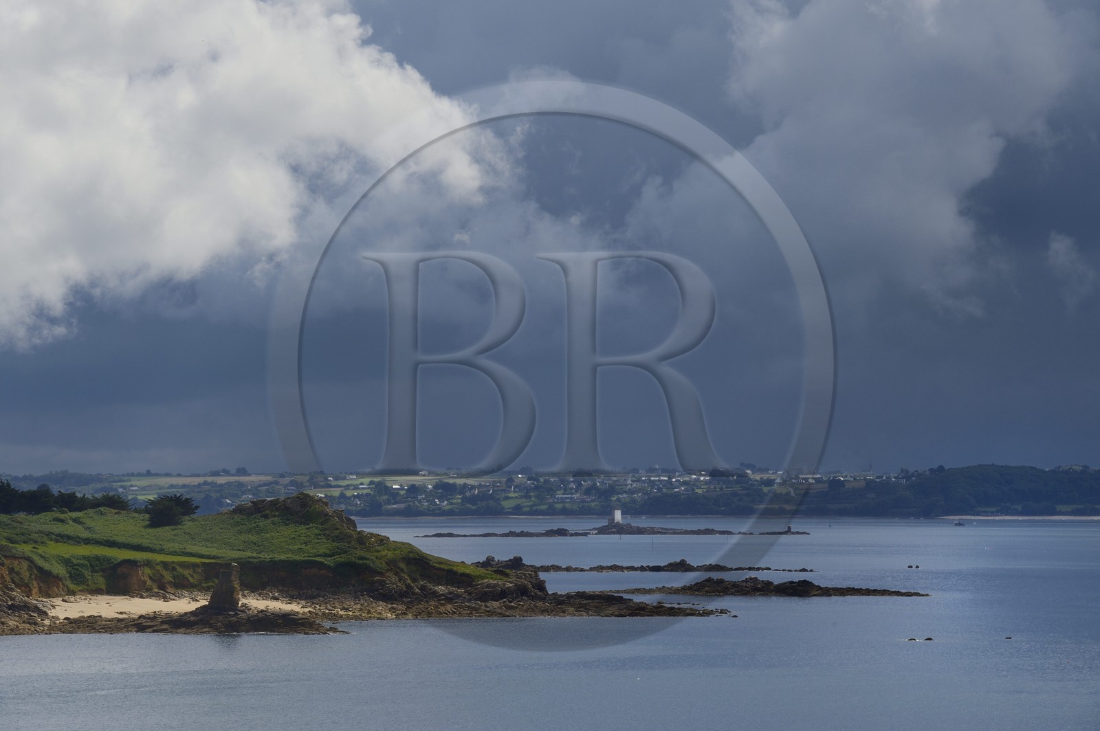 France, Finistère (29), Baie et rade de Morlaix vue depuis la Pointe de Diben