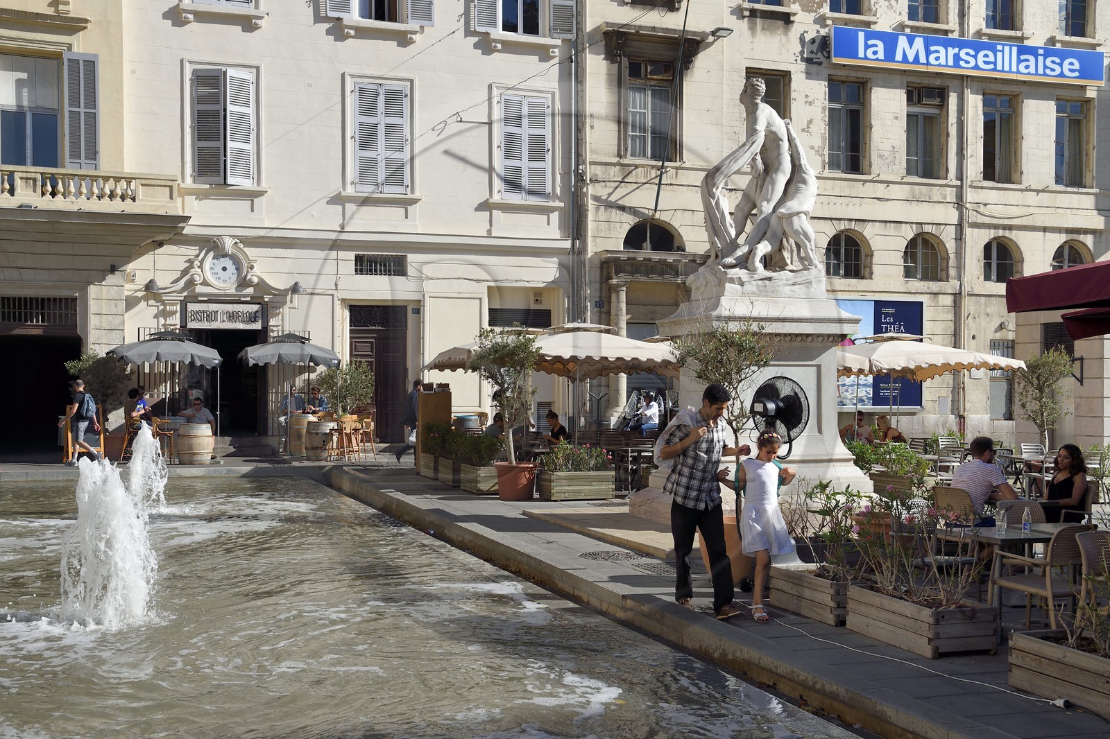France, Bouches du Rhone, Marseille, le cours Estienne d'Orves, basin and headquarters of the newspaper La Marseillaise