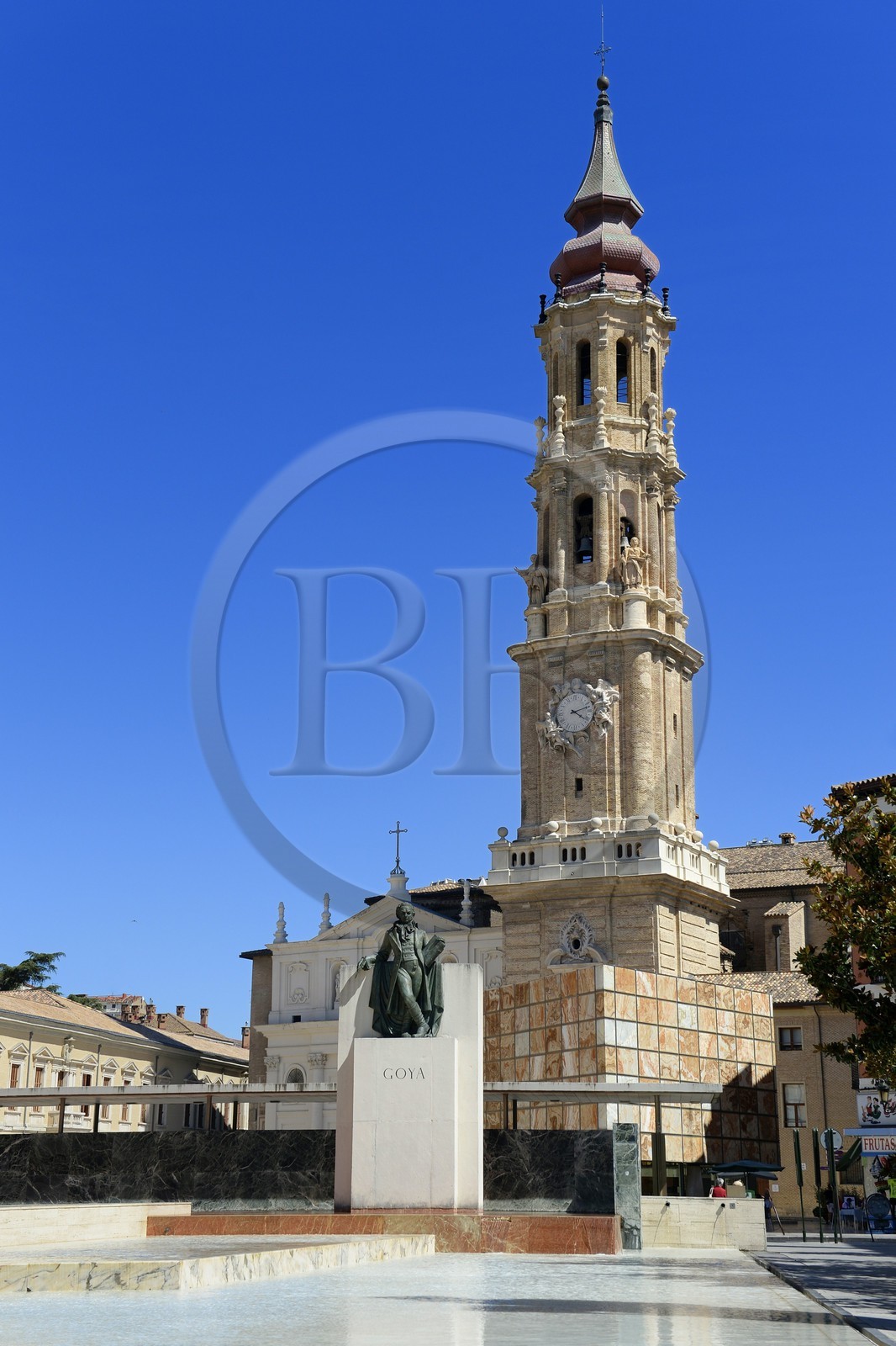 Spain, Aragon, Zaragoza, Plaza del Pilar, La Seo, San Salvador Cathedral