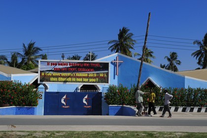 Tanzanie, Dar es-Salaam, la Full Gospel Bible Fellowship Church