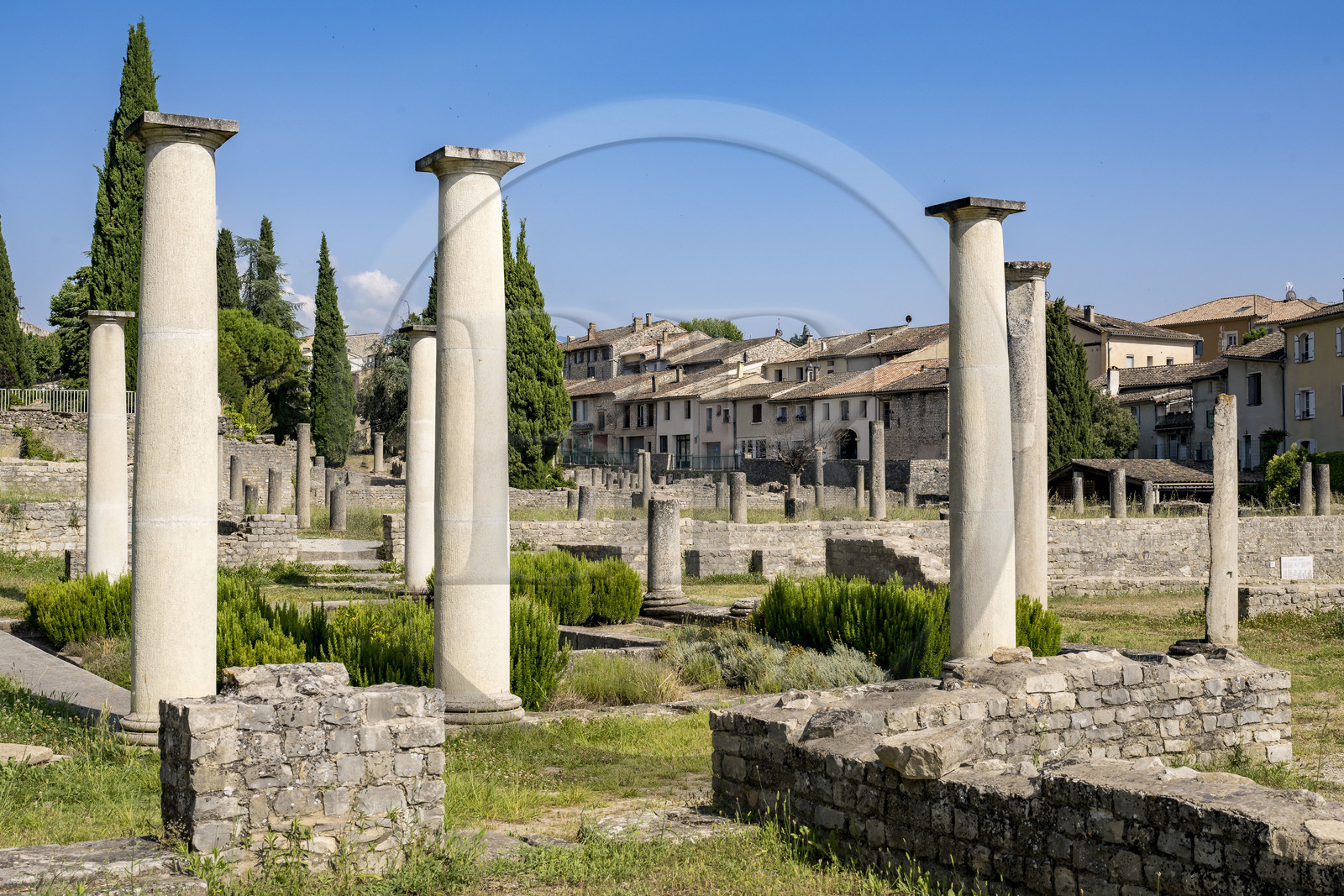 France, Vaucluse (84), Vaison-la-Romaine, site archéologique de la Villasse, vestiges de la Maison au Dauphin