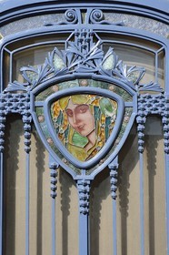 France, Meurthe-et-Moselle (54), Nancy, musée de l'Ecole de Nancy dans l'ancienne propriété d'Eugène Corbin, vitrail sur la porte principale