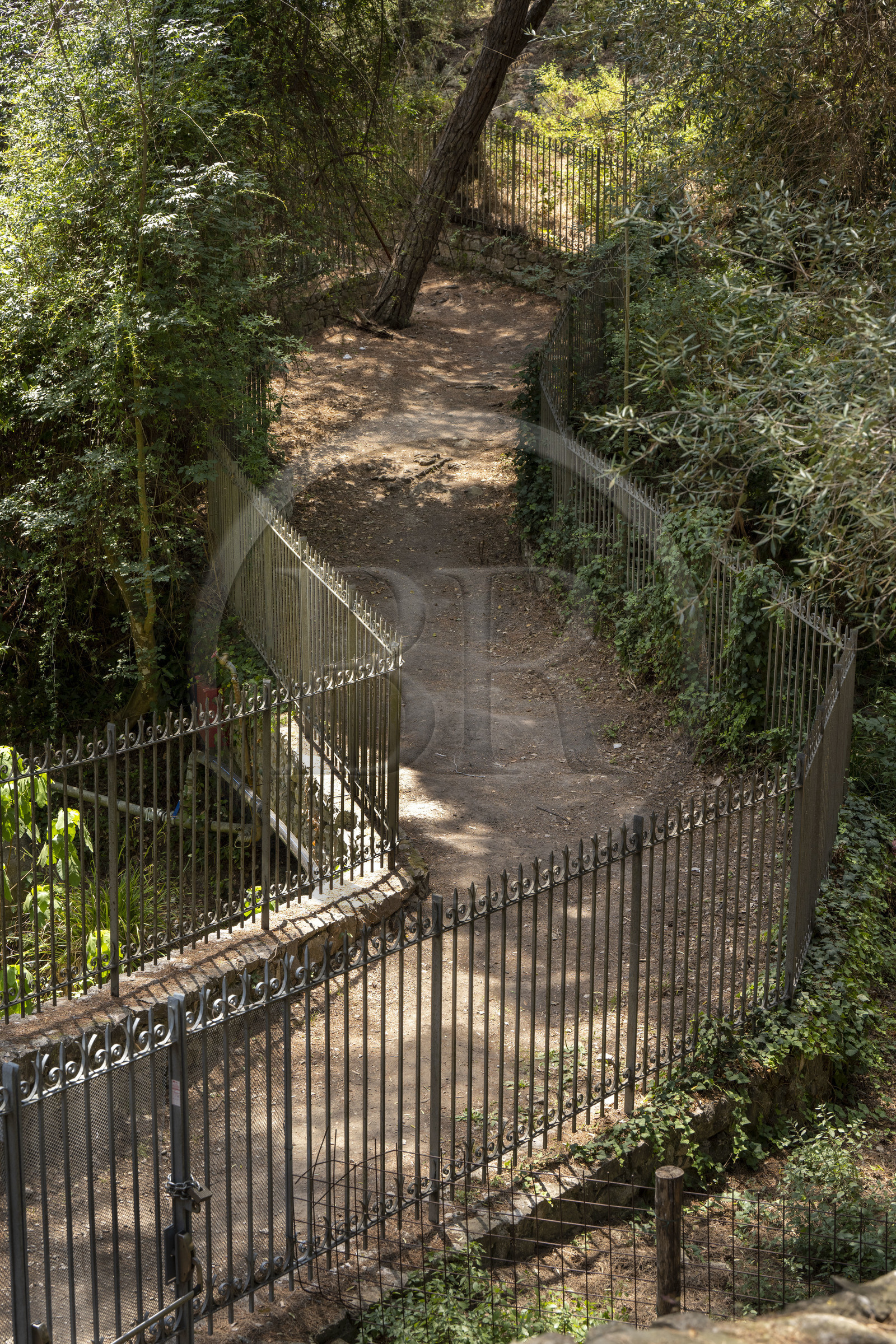 Italie, Ligurie, Province d'Imperia, Vintimille, Jardin botanique Hanbury, passage de la voie romaine Via Aurelia (Via Julia Augusta en France)