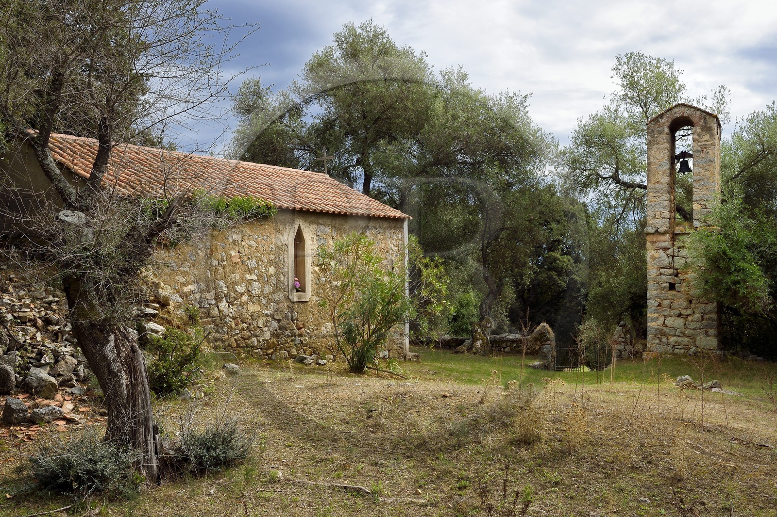 France, Corse-du-Sud (2A), région de Cargèse, chapelle Sainte-Marie au hameau de Rundulinu à Paomia