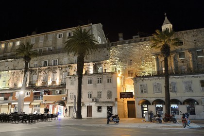 Croatia, Dalmatia, Dalmatian Coast, Split, old Roman city listed as World Heritage by UNESCO, Diocletian's palace and the Riva seaside promenade