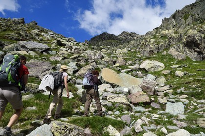 France, Alpes-Maritimes, parc national du Mercantour (Mercantour National Park), the Vallee des Merveilles (Valley of Wonders) scattered with thousands of rupestral engravings of the Bronze Age, the Roche de l’Eclat engraved with hornlike figures, daggers and a large reticulated figure that could symbolize cultivated fields