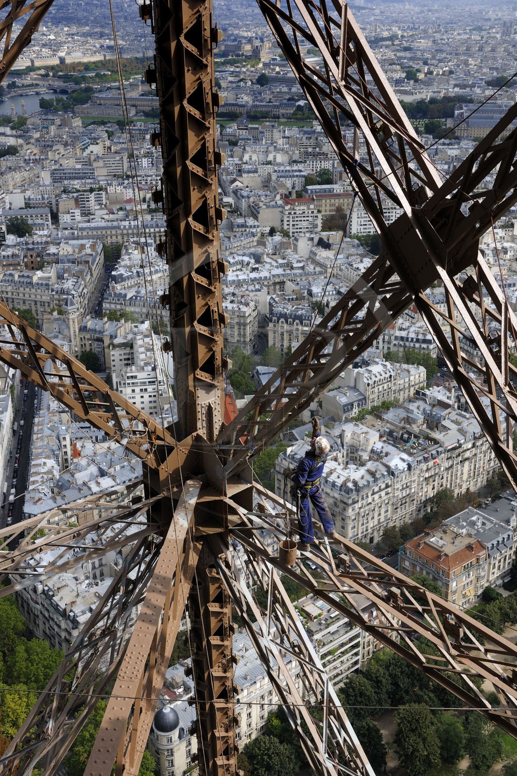 France, Paris (75), Edouard Saunier peintre de la Tour Eiffel