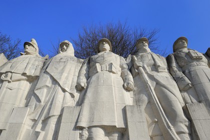 France, Meuse (55), Verdun, Place de la Nation, Monument aux Morts Aux Enfants de Verdun morts pour la France, symbolisant la devise On ne passe pas