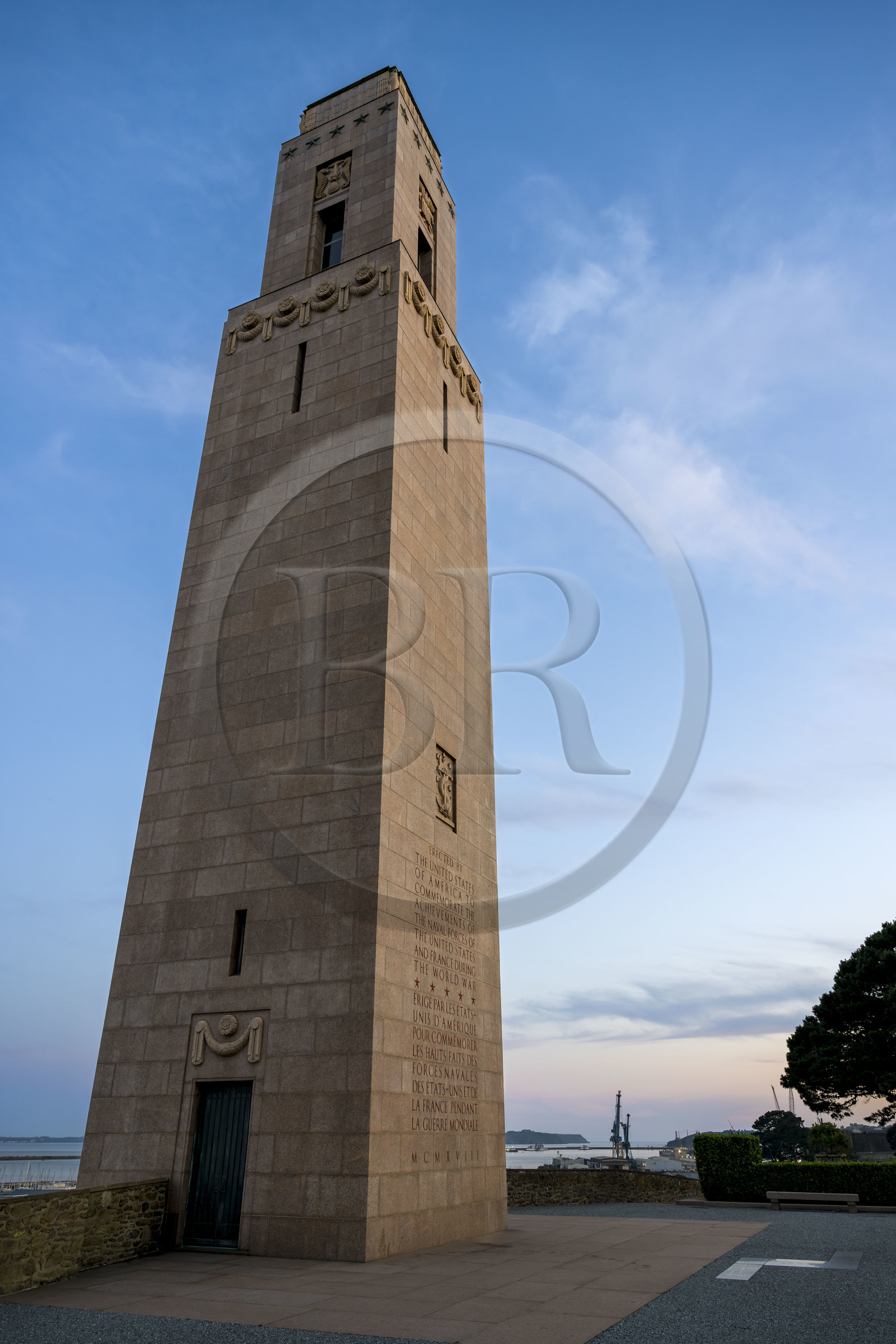 France, Finistère (29), Brest, la Tour Rose construite par l'American Battle Monuments commémorant l'accueil des Brestois aux soldats américains de la Première Guerre Mondiale