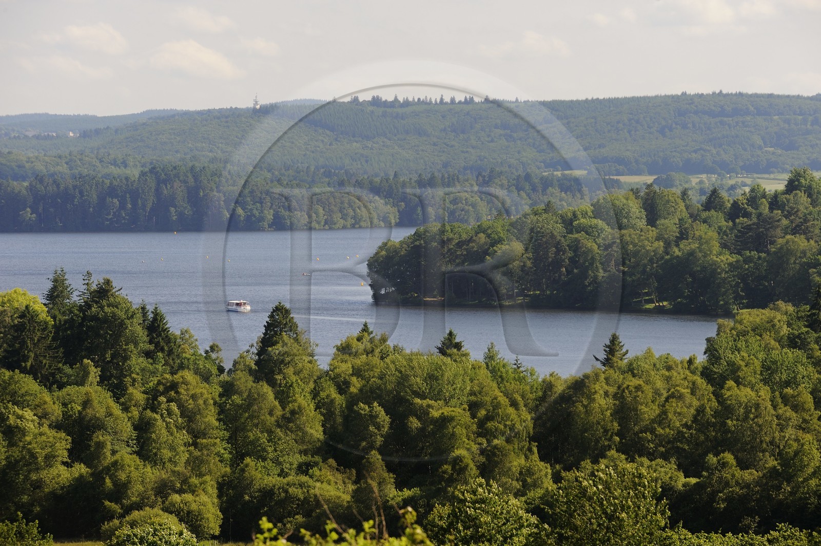 France, Nièvre (58), lac des Settons