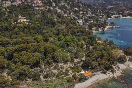 Italy, Liguria, Province of Imperia, Ventimiglia, Hanbury Botanical Garden around the Palazzo Orengo (aerial view)