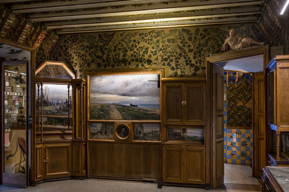 Espagne, Catalogne, Barcelone, Casa Vicens (1883 - 1885) de l'architecte du modernisme catalan Antoni Gaudi, site classé au Patrimoine Mondial de l'UNESCO, salle à manger