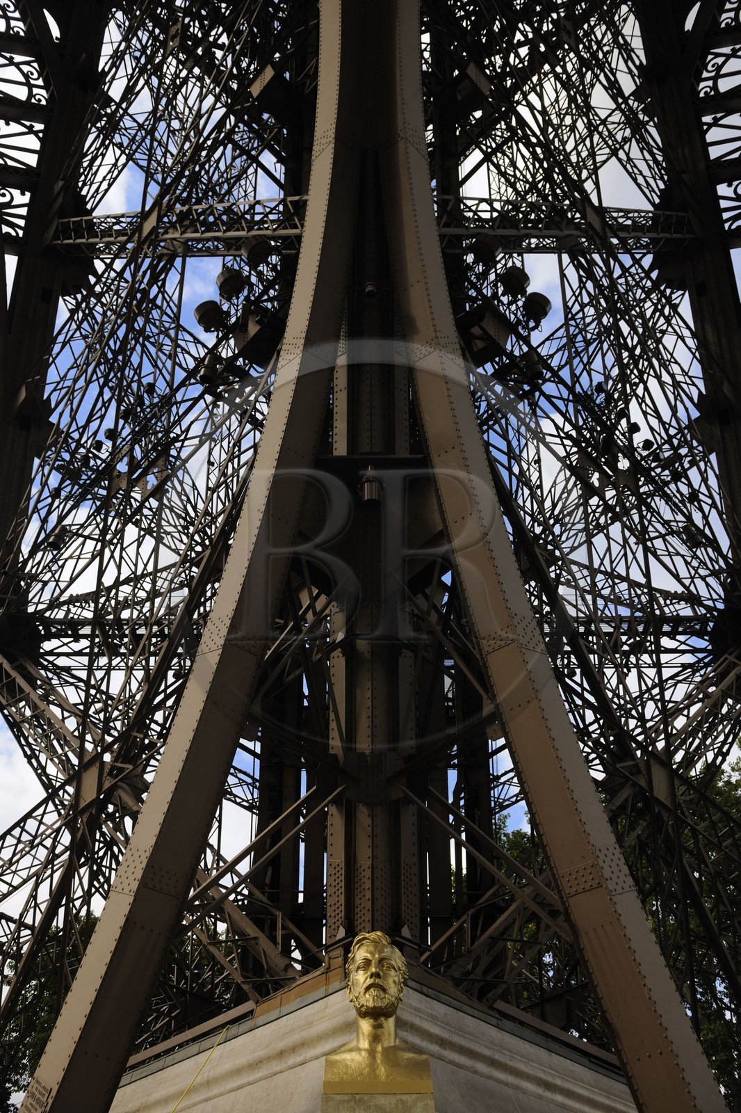 France, Paris (75), la Tour Eiffel, portrait de gustave Eiffel