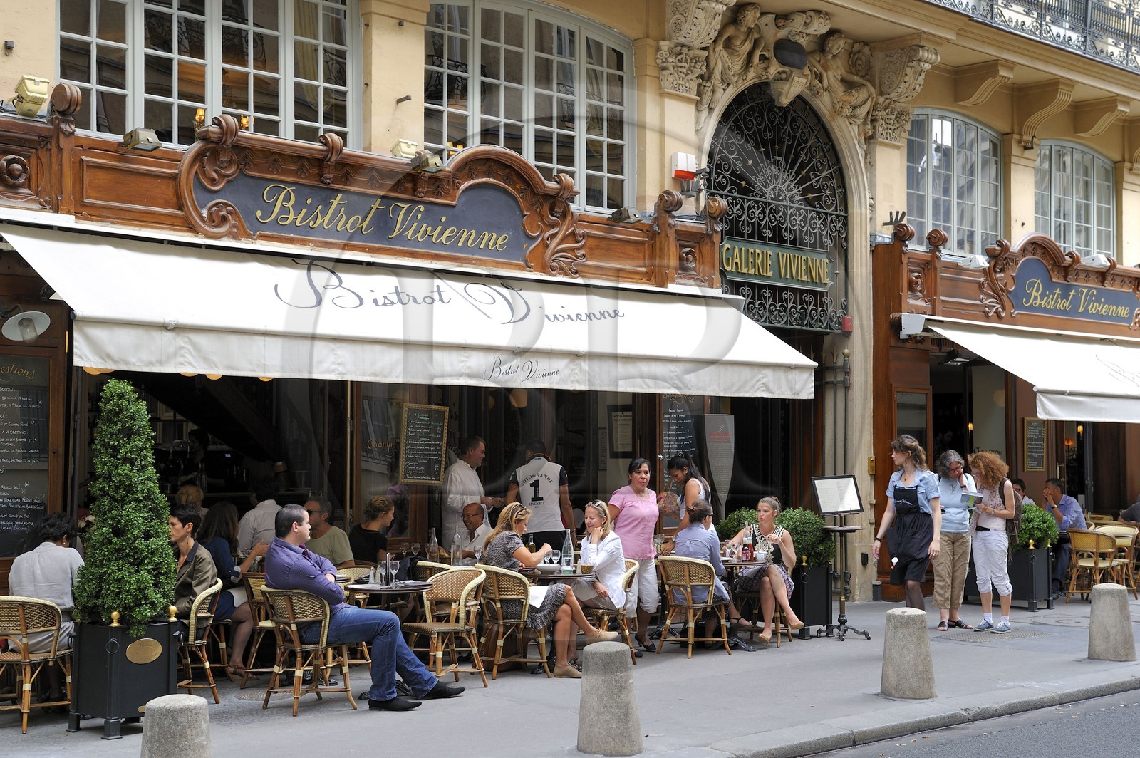 France, Paris, Galerie Vivienne, the Bistrot Vivienne