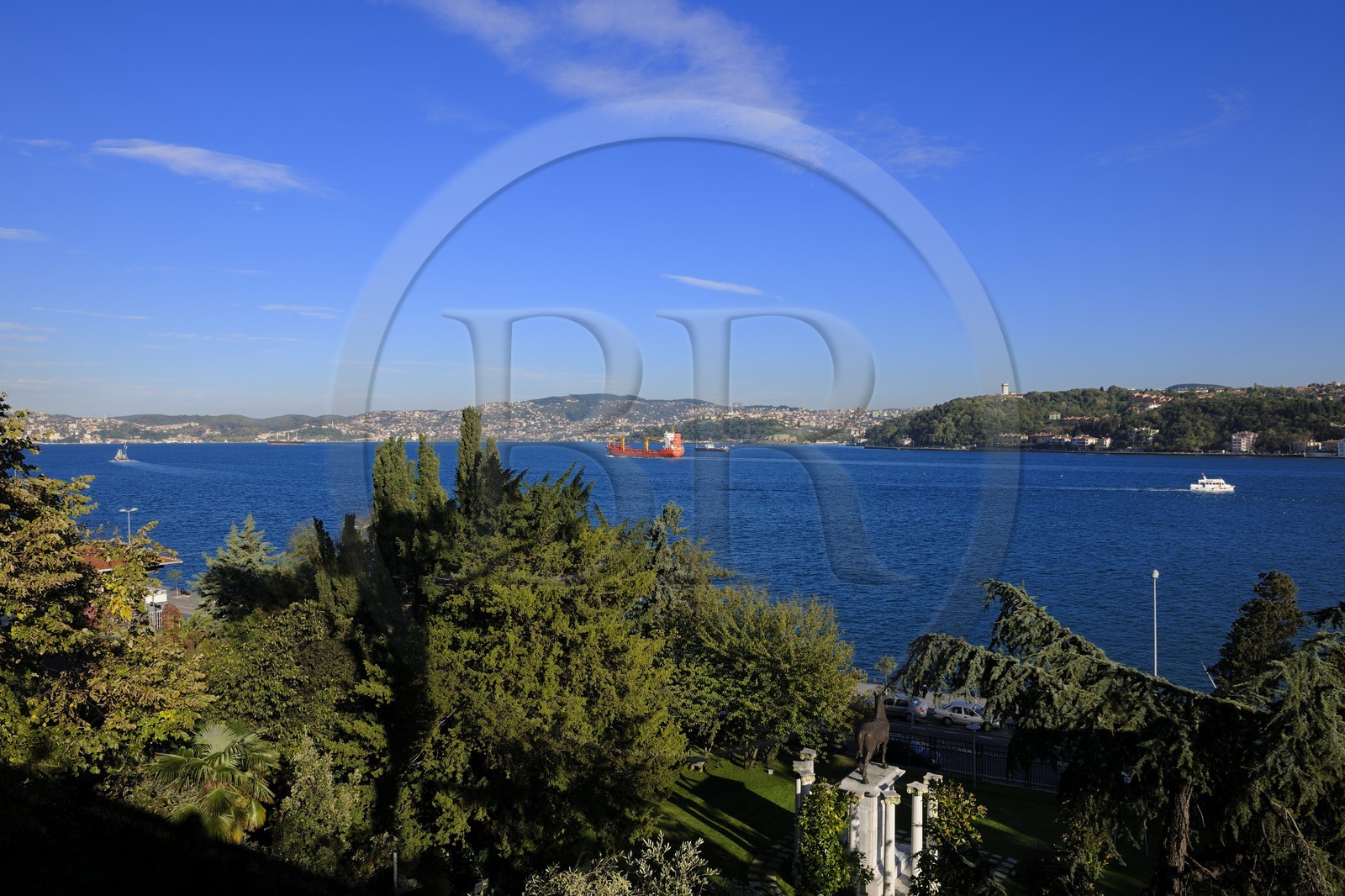 Turquie, Istanbul, Emirgan, les rives du Bosphore depuis le Sakıp Sabancı Museum