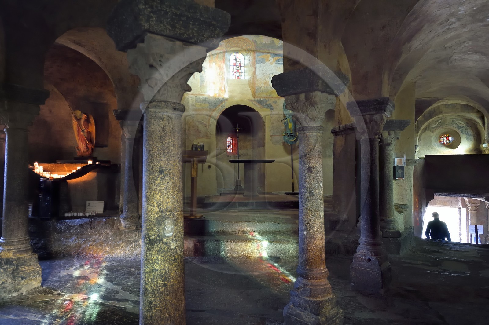 France, Haute-Loire (43), Aiguilhe, commune limitrophe du Puy-en-Velay, étape classée Patrimoine Mondial de l'UNESCO dans le cadre des chemins de Compostelle, la Chapelle Saint-Michel d'Aiguilhe, vue du choeur