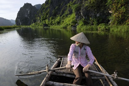 Vietnam, Ninh Binh province nicknamed Inland Halong Bay, Van Long Nature Reserve