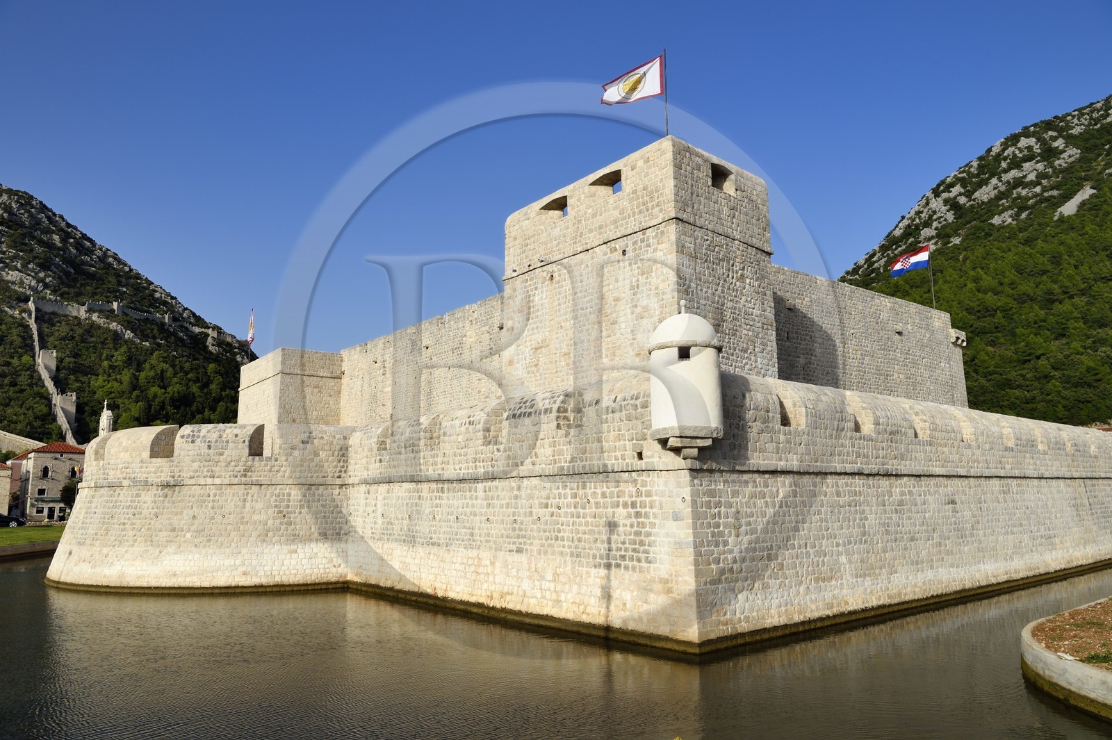 Croatie, Dalmatie, cote dalmate, presqu'ile de Peljesac, la vieille-ville de Ston, Fort Kastio