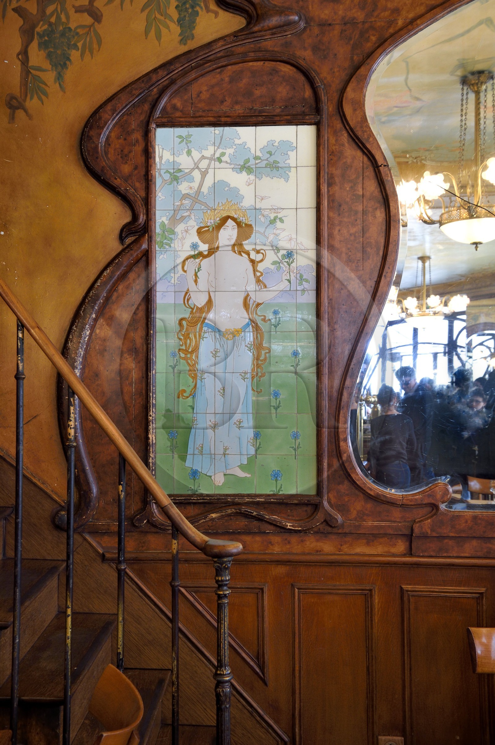 France, Paris, the Bistro du Peintre avenue Ledru-Rollin