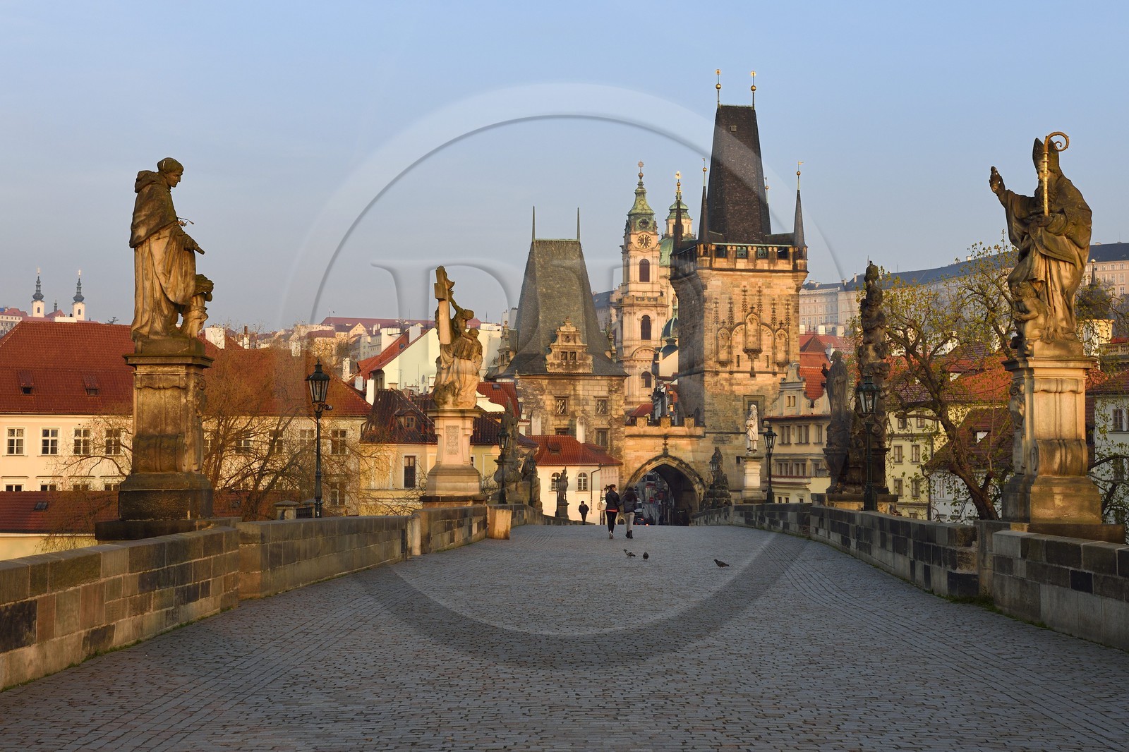 Czech Republic, Prague, historical centre listed as World Heritage by UNESCO, the Charles Bridge over Vltava River, the Gothic tower at the entrance of the bridge on the side of Mala Strana district and Saint Nicolas Church