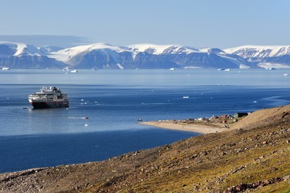 Greenland, North West coast, Murchison sound north of Baffin Bay, Siorapaluk that is the most nothern village from Greenland, MS Fram cruse ship from Hurtigruten at anchor
