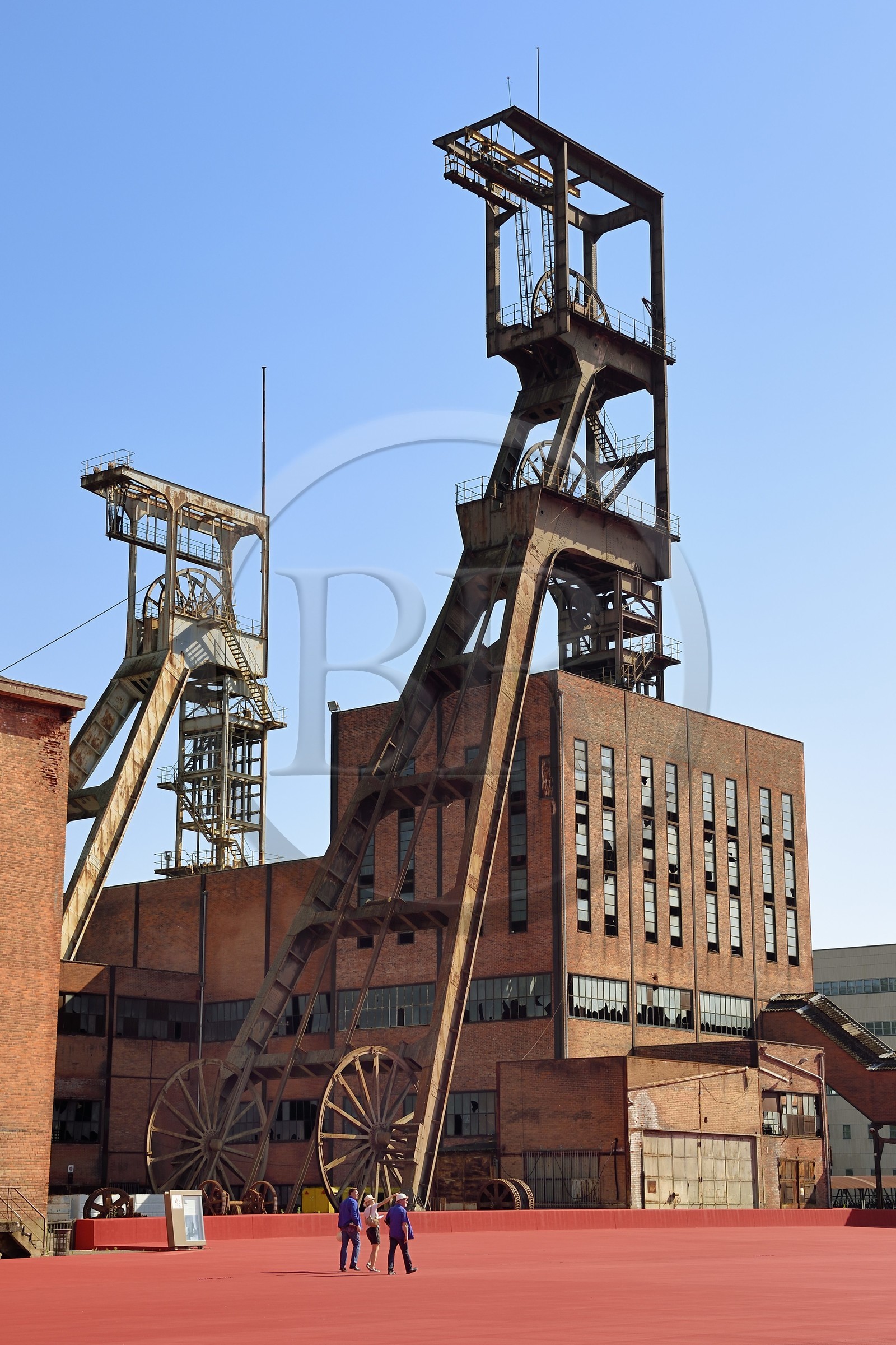 France, Moselle (57), Petite-Rosselle, le musée du carreau Wendel, chevalements du puits Wendel 1 et 2 sur le carreau
