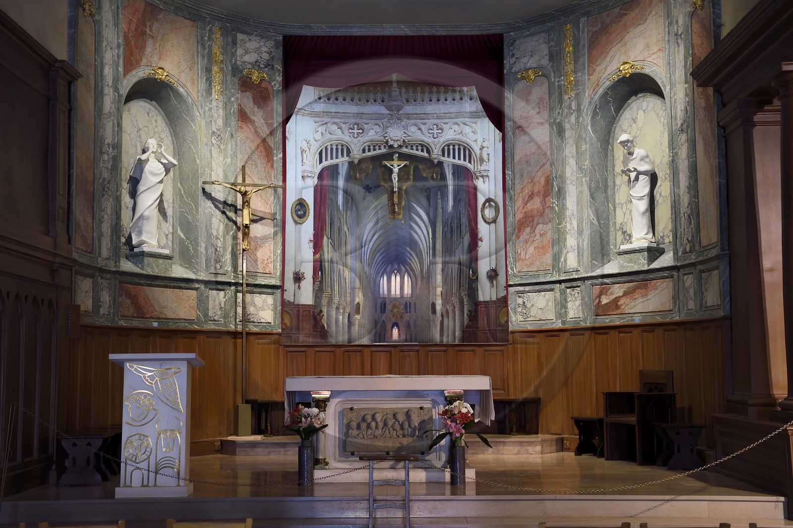France, Val-de-Marne (94), Bry-sur-Marne, église Saint-Gervais-et-Saint-Protais, diorama de Louis Daguerre