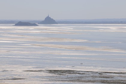 France, Manche (50), Baie du Mont-Saint-Michel, le Mont et l'ile de Tombelaine depuis le Bec d'Andaine