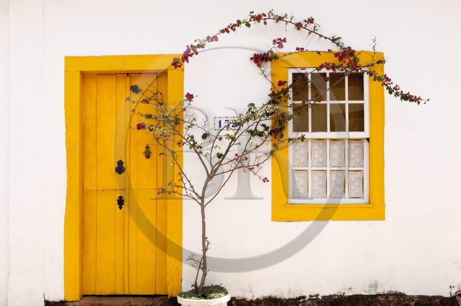 Brésil, Etat du Minas Gerais, Tirandentes, la rue Padre Toledo (Route de l'or, Estrada Real)