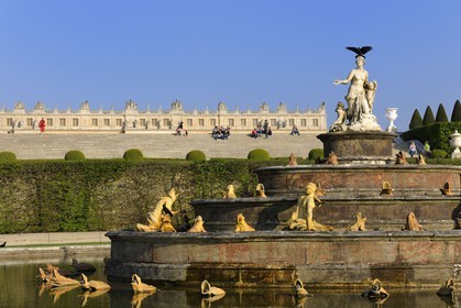 France, Yvelines (78), parc du château de Versailles, classé Patrimoine Mondial de l'UNESCO, le Bassin de Latone