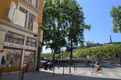 France, Rhône (69), Lyon, site historique classé Patrimoine Mondial de l'UNESCO, mur peint rue de la Platière
