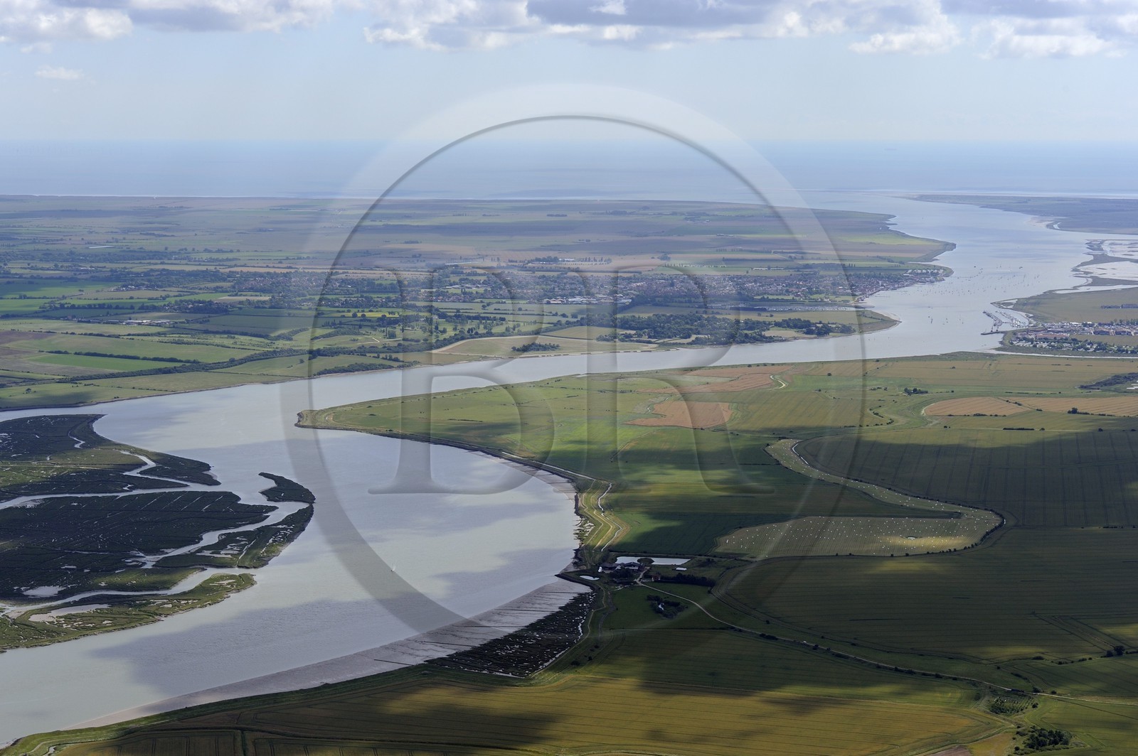 United Kingdom, England, Essex, Thames estuary around Southend-on-Sea (aerial view)