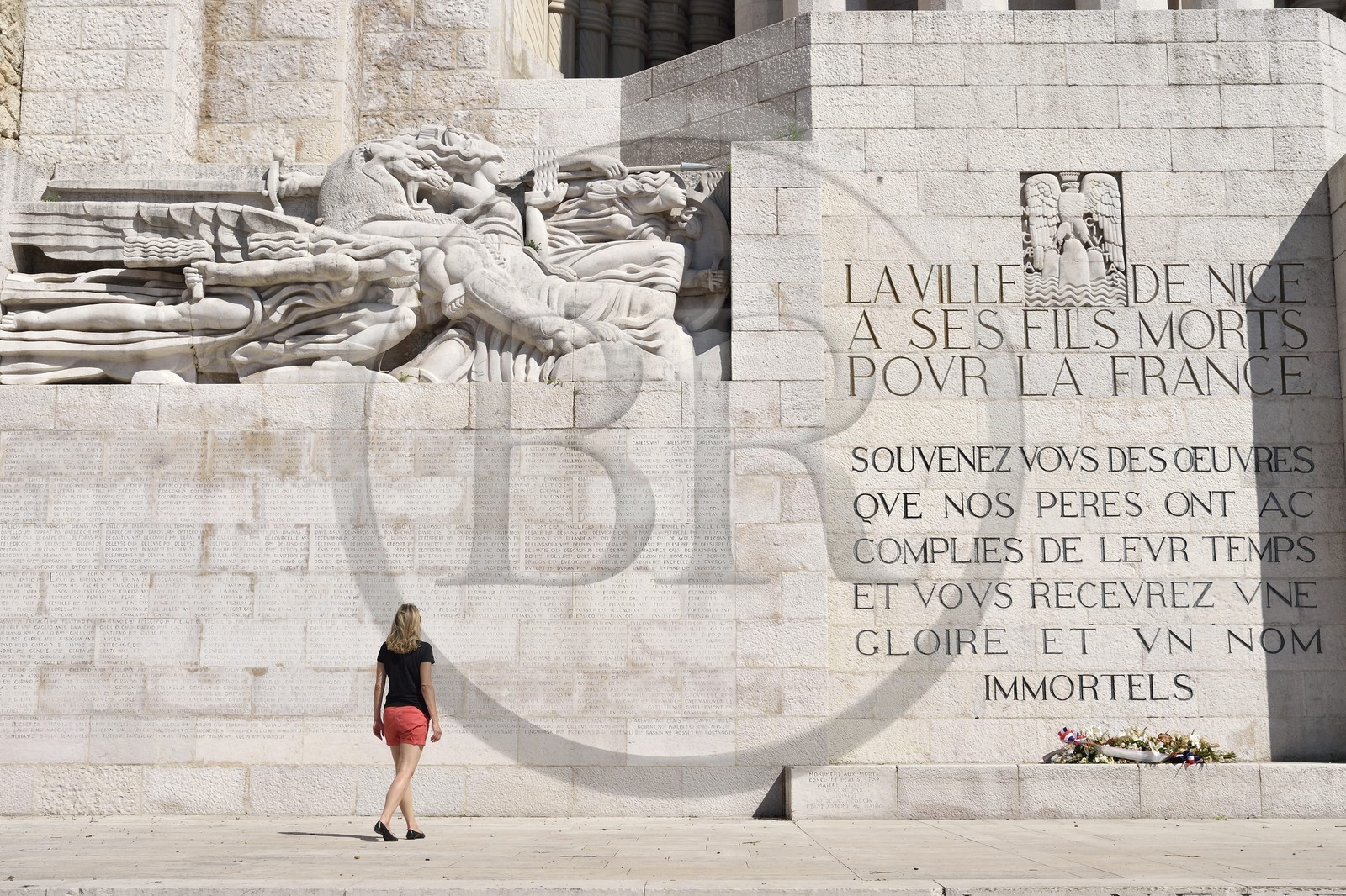 France, Alpes-Maritimes, Nice, the old port, Place Guynemer, Art deco war Memorial