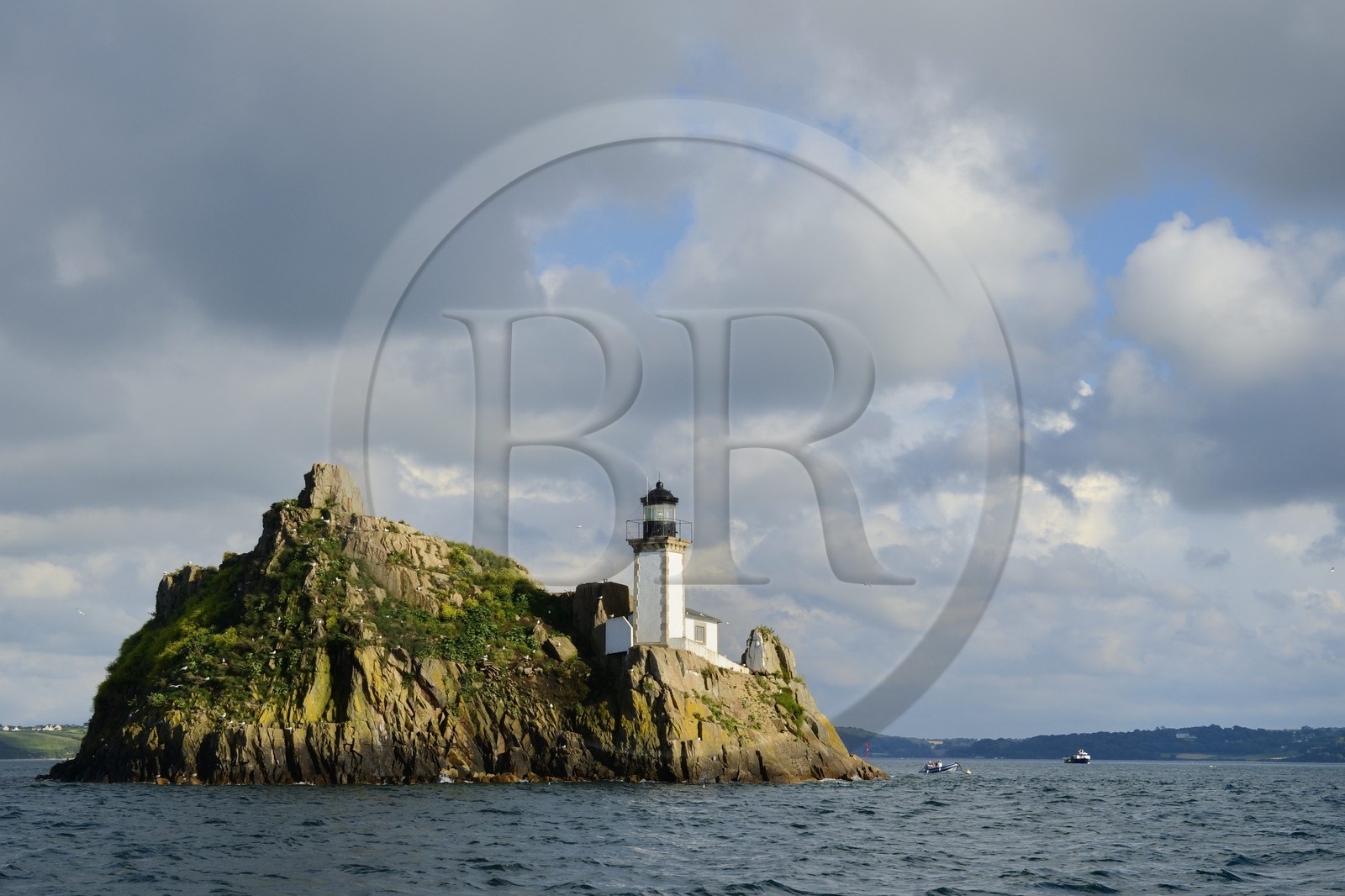 France, Finistère (29), baie de Morlaix, Carantec,  maison-phare de l'Ile Louet (aussi une maison d'hôtes en saison estivale)