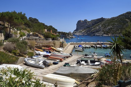 France, Bouches-du-Rhône (13), Marseille, Parc national des Calanques, Calanque de Sormiou, petit port (demande d'autorisation nécessaire avant publication)
