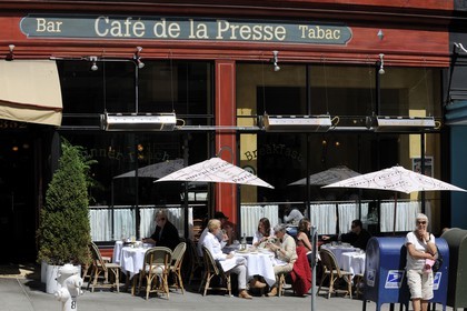 Etats-Unis, Californie, San Francisco, terrasse de café dans Bush street le quartier français