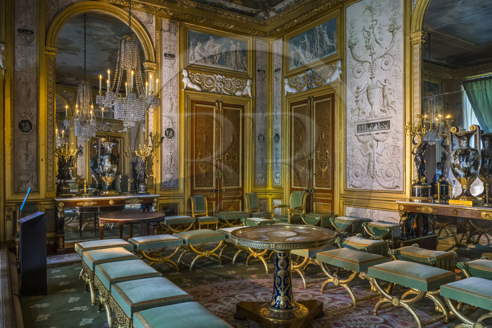 France, Seine-et-Marne (77), Fontainebleau, chateau de Fontainebleau, classé Patrimoine Mondial par l'UNESCO, le grand salon de l'impératrice