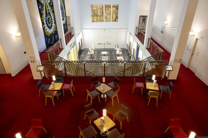 France, Loire-Atlantique (44), Saint-Nazaire, l'Escal'Atlantic dans l'ancienne base sous-marine allemande fait revivre le monde des transatlantiques, reconstitution du salon fumoir des 1re classe