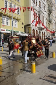 Turkey, Istanbul, Beyoglu, Taksim District, Istiklal Caddesi Street