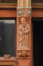 France, Indre et Loire (37), Tours, poutre décorées d'une maison à colombage rue Colbert