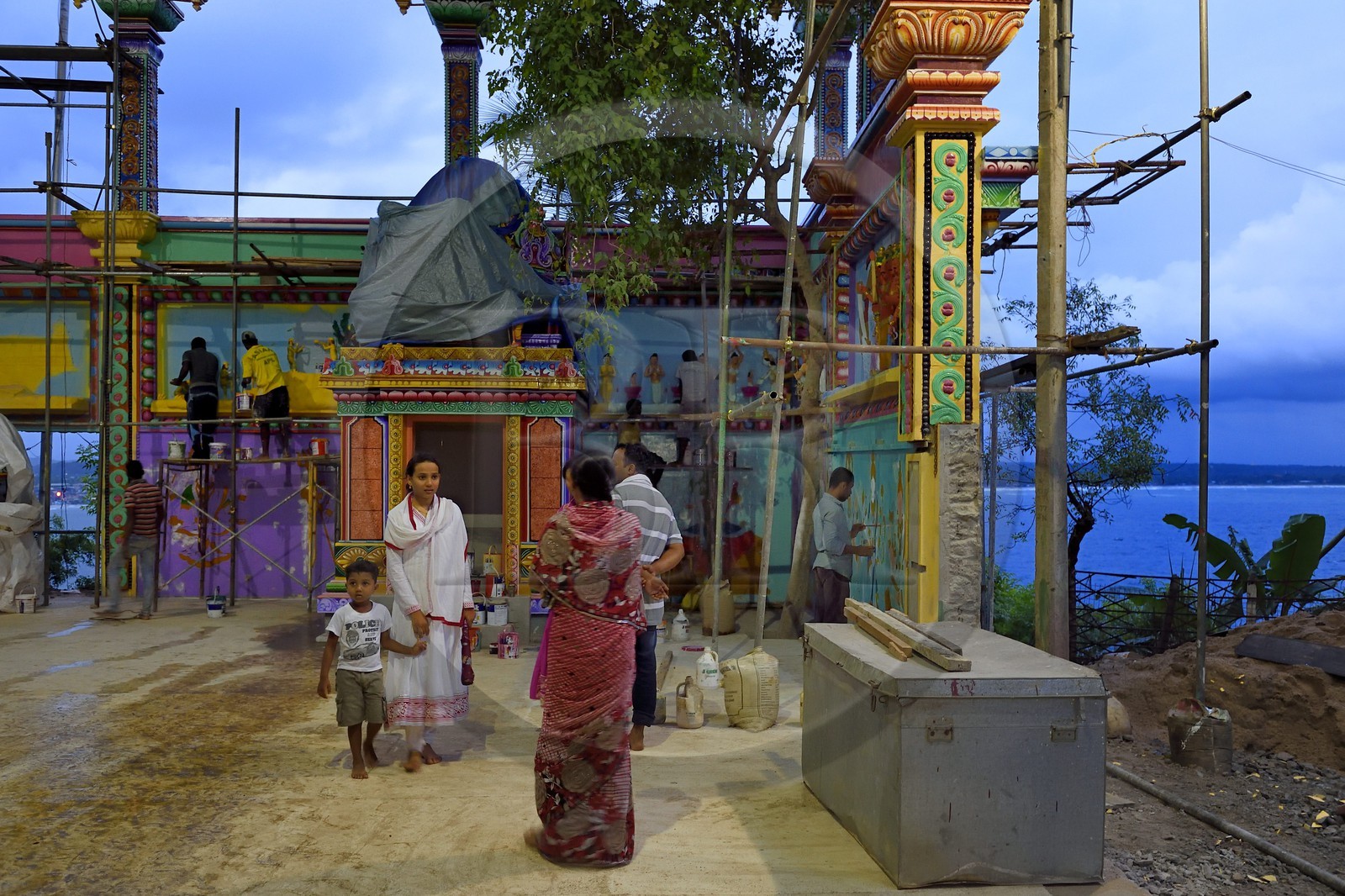 Sri Lanka, province de l'Est, Trincomalee, Koneswaram temple en reconstruction dans l'ex-Fort Frederick