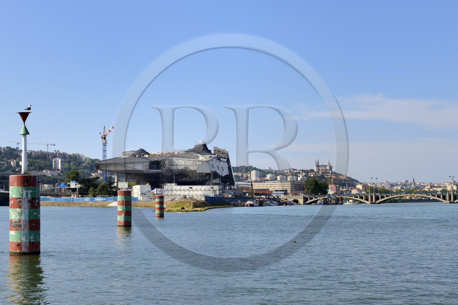 France, Rhône (69), Lyon, nouveau quartier de La Confluence au sud de la Presqu'île, le chantier du futur musée des Confluences au  confluent du Rhône et de la Saône