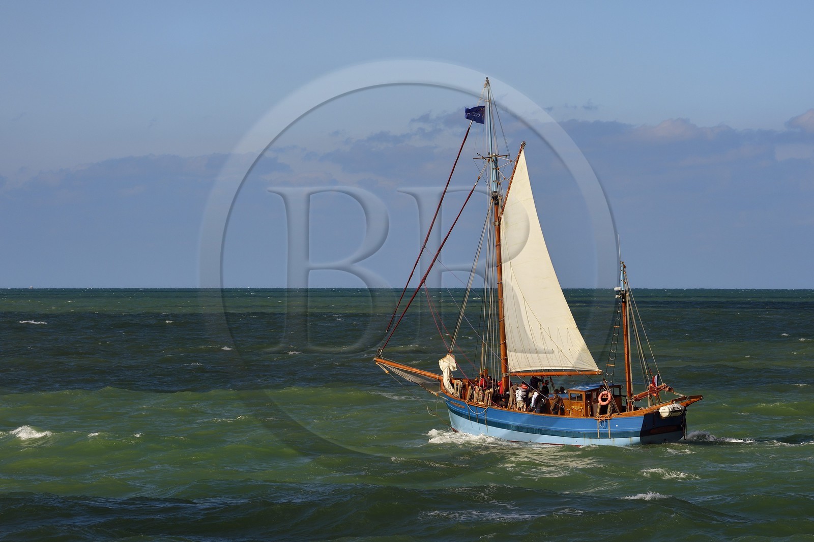 France, Seine-Maritime (76), Pays de Caux, Côte d'Albâtre, Fécamp, sortie en mer à bord du vieux gréement la Tante Fine