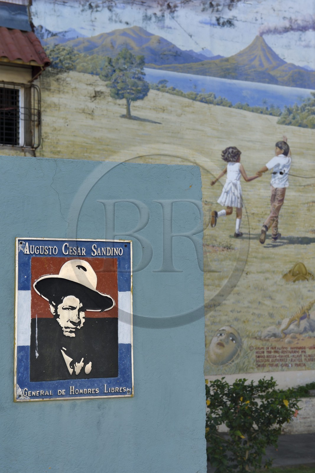 Nicaragua, Leon, parc des Héros et Martyres, portrait du général Augusto Cesar Sandino